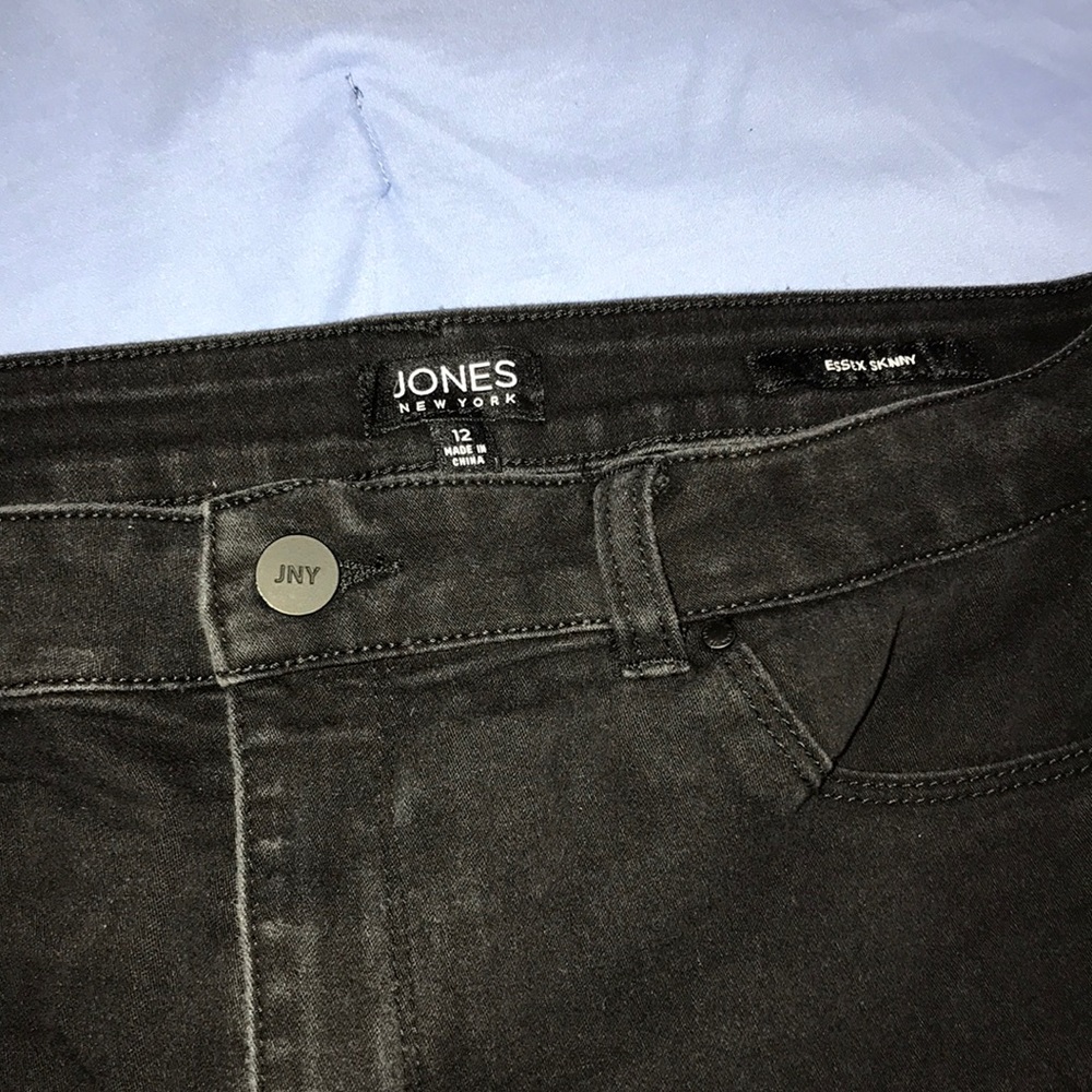 black skinny jeans